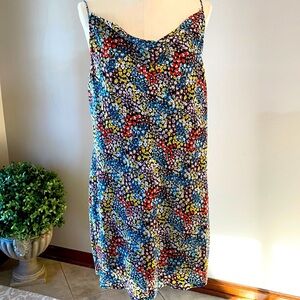 NWOT juniors / women’s mini dress. Floral print. Spaghetti adjustable straps